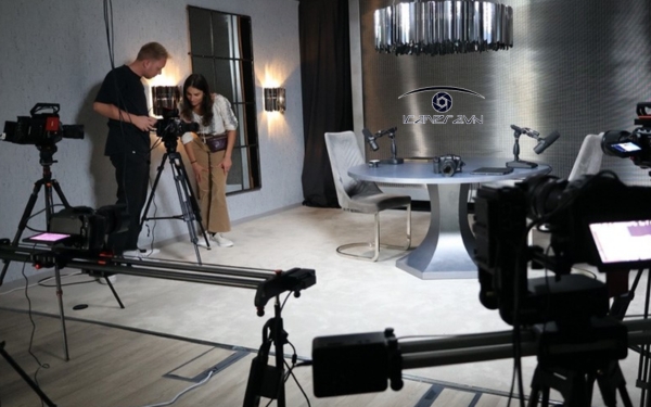 Podcast “Diary of a CEO” của Steven Bartlett sử dụng ATEM Mini Extreme ISO