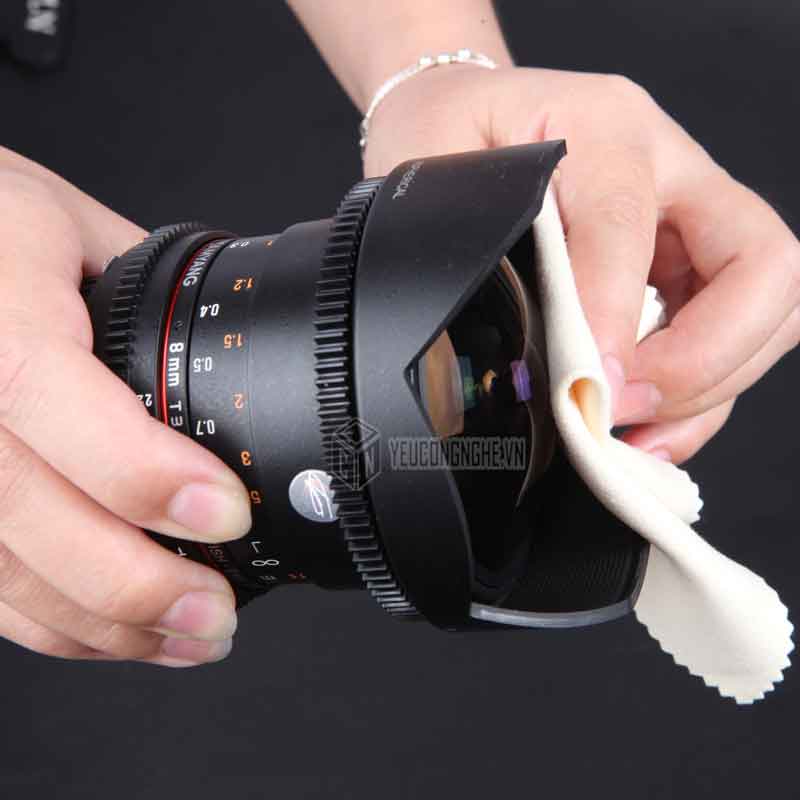 Khăn lau lens vuông màu vàng giá rẻ