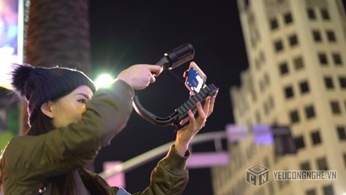 Khung đỡ máy ảnh chữ C tích hợp mic thu âm Sevenoak MicRig Stereo