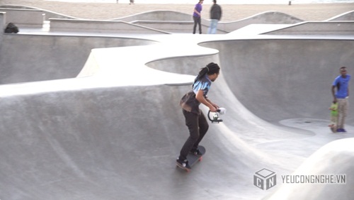 Khung đỡ máy ảnh chữ C tích hợp mic thu âm Sevenoak MicRig Stereo