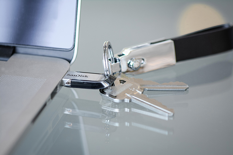 USB 3.0 Sandisk Ultra Flair CZ73 32GB tốc độ cao thân kim loại