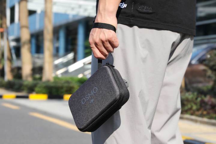 DJI Osmo mobile 3 - Combo phụ kiện chống rung điện thoại