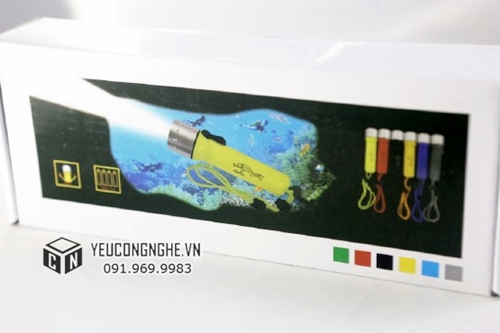 Đèn pin chống nước chuyên nghiệp cho thợ lặn