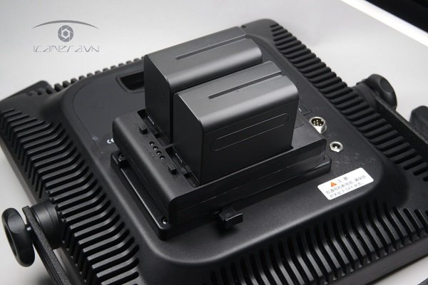 Adapter Nanguang CN-15V chuyển đổi pin NP-F series sang V-mount