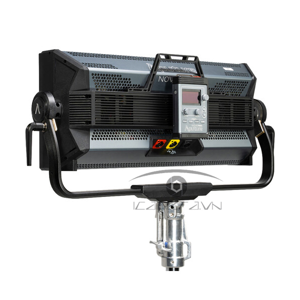 Đèn Aputure Nova P600c - chipset RGBWW Led Panel