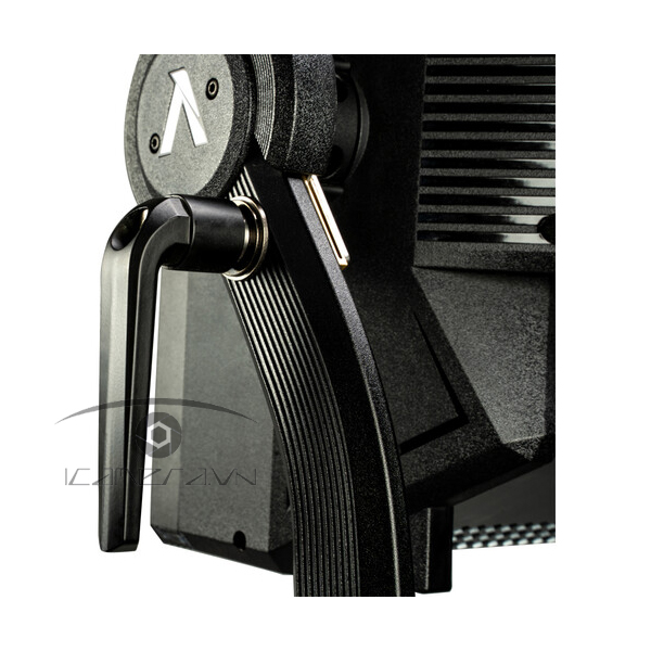 Đèn Aputure Nova P600c - chipset RGBWW Led Panel