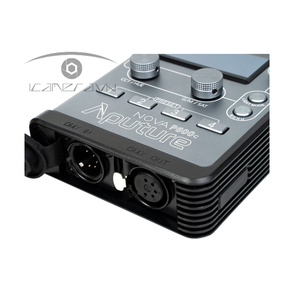 Đèn Aputure Nova P600c - chipset RGBWW Led Panel