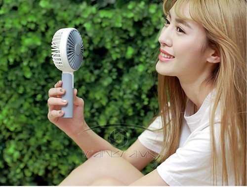 Quạt sạc pin cầm tay có chân đế USB Hand Mini Fan M8