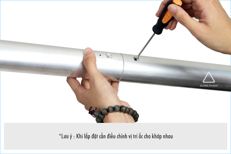 Khung treo 4 phông kéo xích TQ-4 Combo để treo phông chụp ảnh quay phim