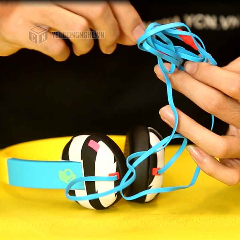 Tai nghe Skullcandy Slap cá tính đa màu sắc