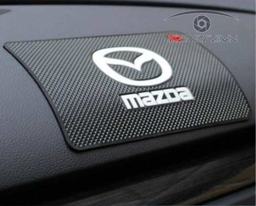 Tấm chống trượt trên táp lô xe hơi lót điện thoại và đồ CR-66 cỡ 20x13cm