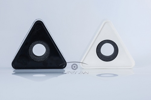 Logo cho mic phỏng vấn truyền hình nhựa tam giác