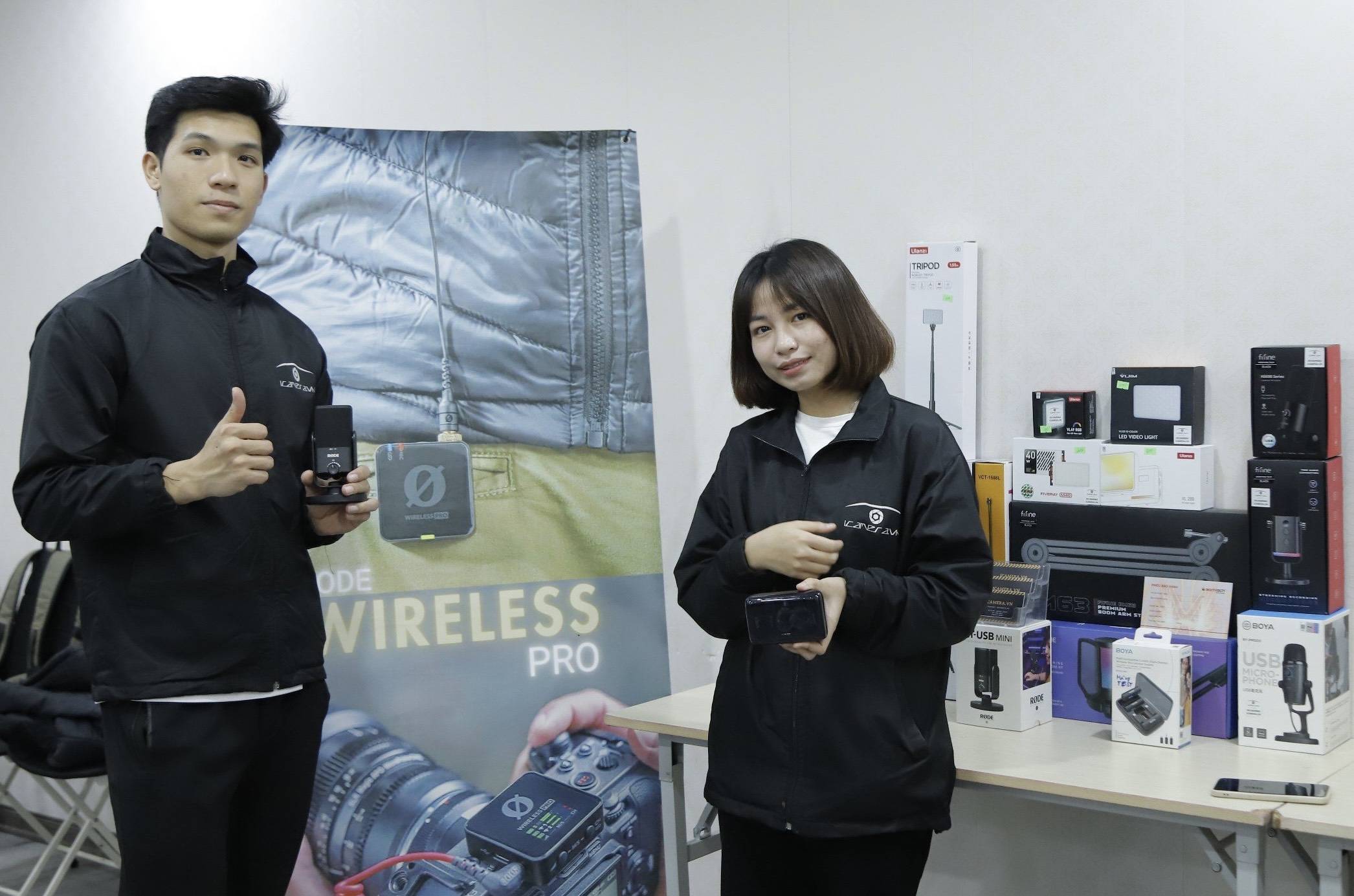 Thổi bùng Year End Party