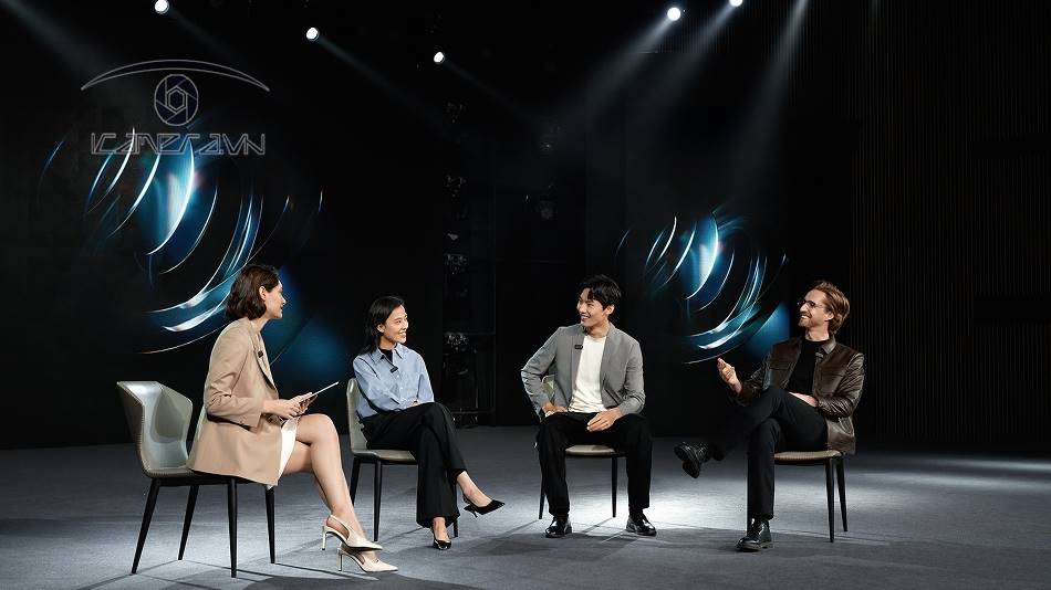 Bộ Micro không dây Hollyland LARK MAX 2 Combo 4 người nói