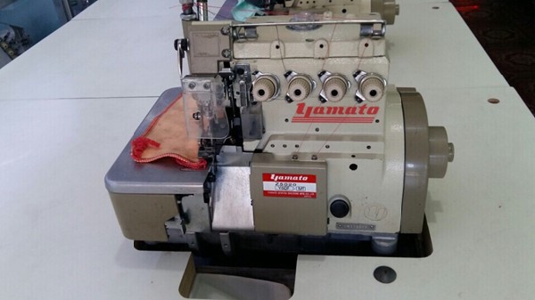 Máy vắt sổ Yamato