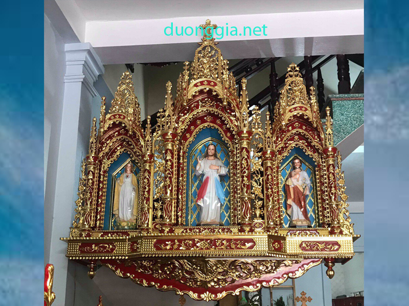Địa chỉ bán thờ thiên chúa 3 ngôi sơn son thiếp vàng tại Hà Nội
