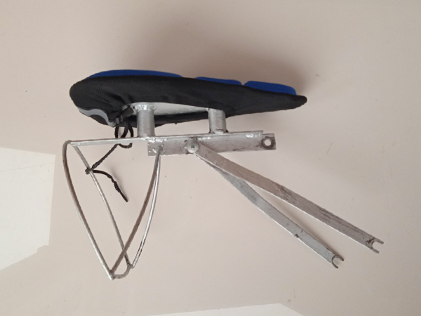 ghế gắn xe máy cho bé