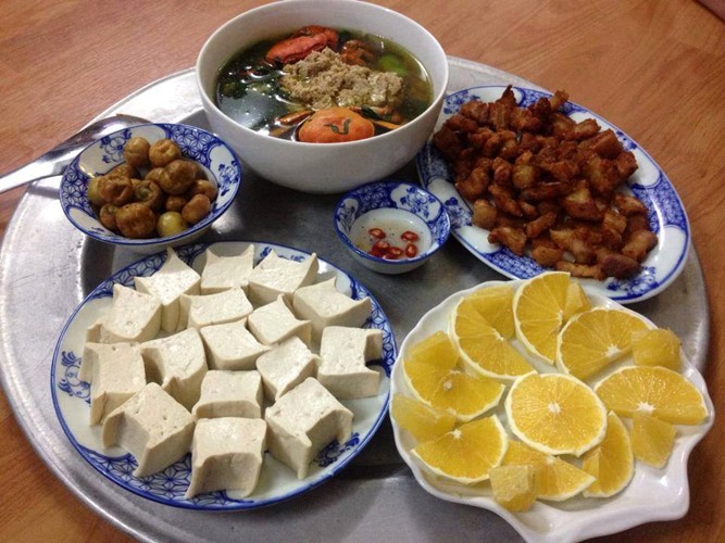 cach-chon-bat-dia-dep-cho-mam-com-toi-01