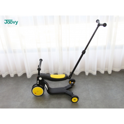 Xe 3 bánh, xe chòi chân – xe cân bằng kiêm Scooter đa năng 5 trong 1 Joovy – N5 dành cho bé từ 1 tới 6 tuổi màu vàng
