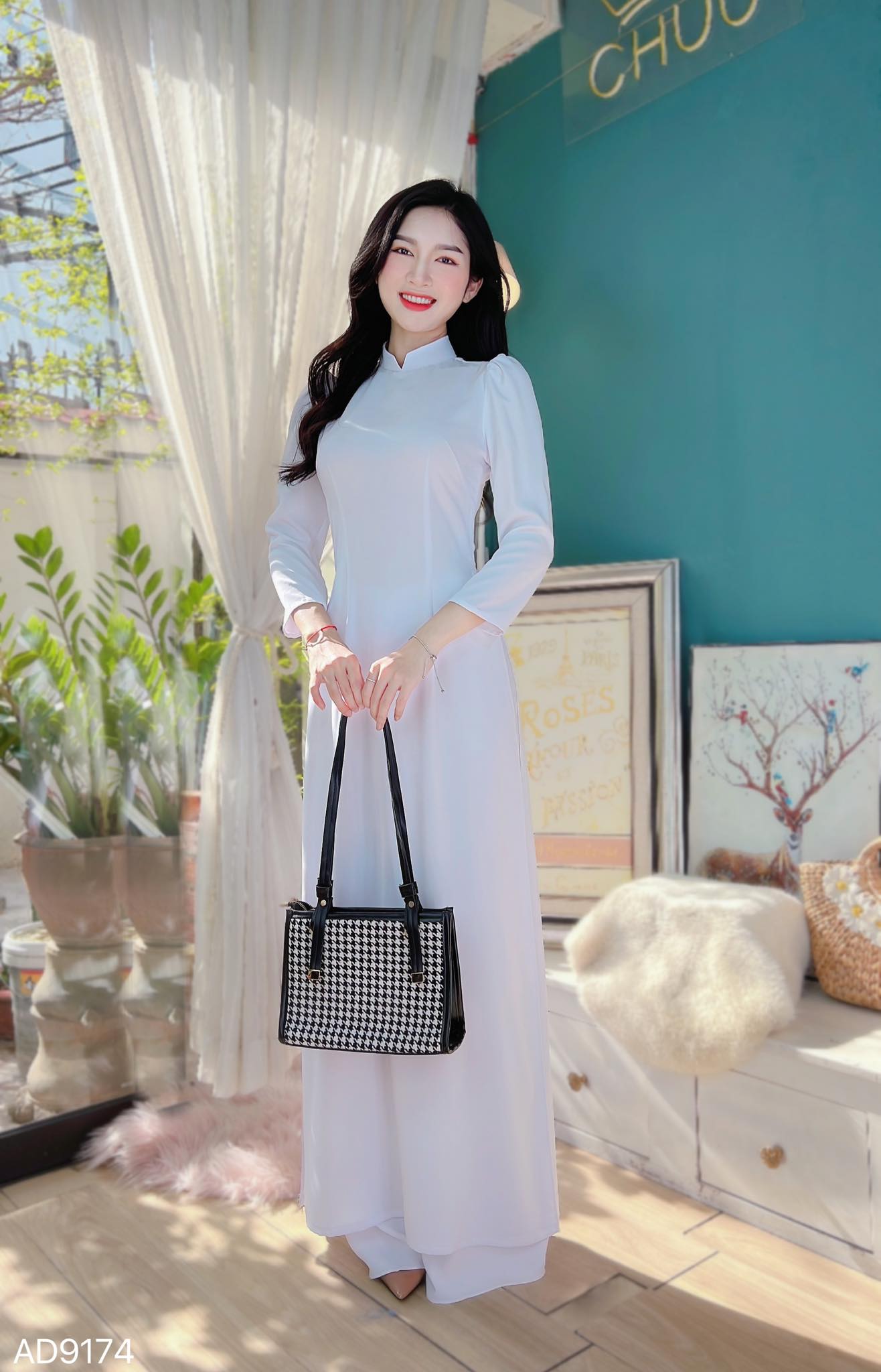 Áo dài tết màu trắng