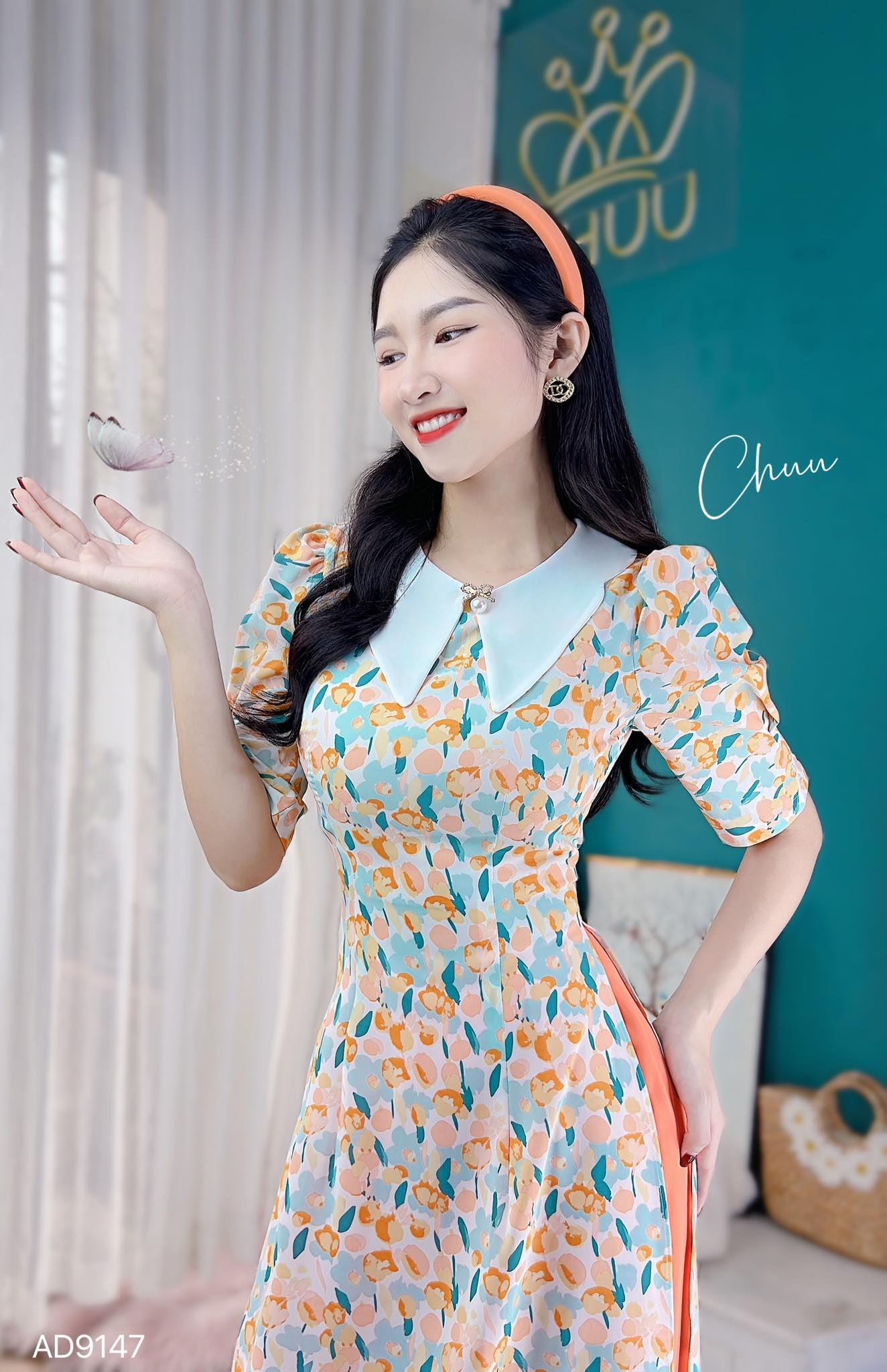 Áo Dài Cổ Bướm Trắng CHUU