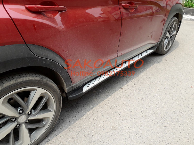 bệ bước chân kona 2019