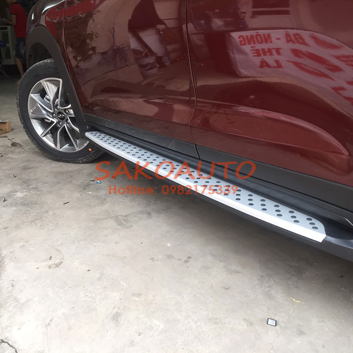 bệ bước tucson 2018