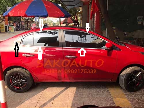nẹp chân kính toyota vios 2019