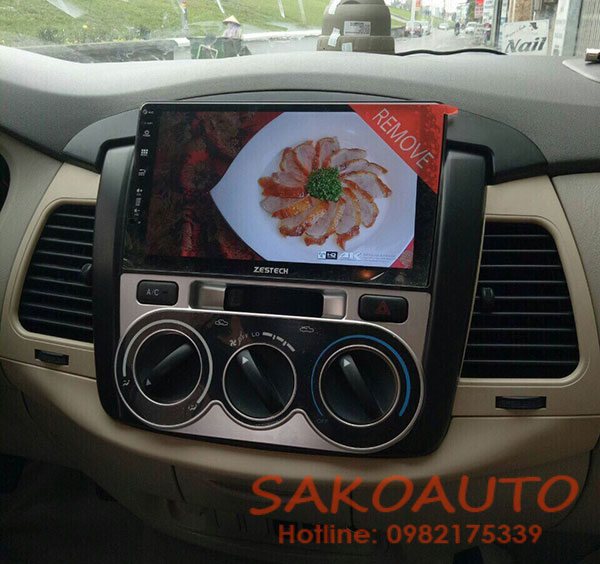 dvd cho xe toyota fortuner 2016