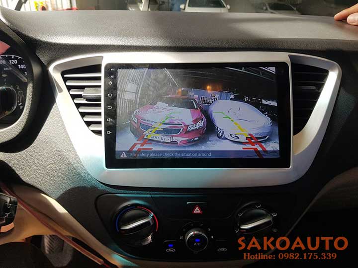 màn hình theo xe accent 2019