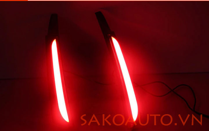 đèn phanh led fortuner 2019