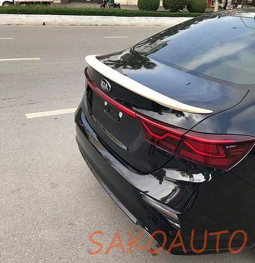 đuôi cá kia cerato 2019