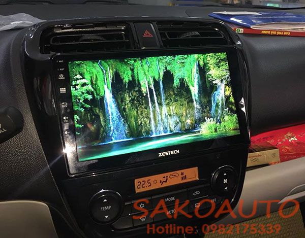 dvd cho xe attrage 2019