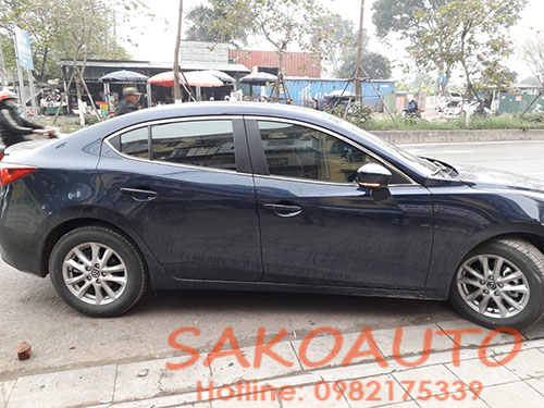 nẹp cong kính mazda 3 2019