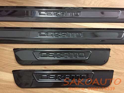 nẹp bước ngoài kia cerato 2019
