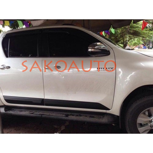 NẸP CỬA XE TOYOTA HILUX