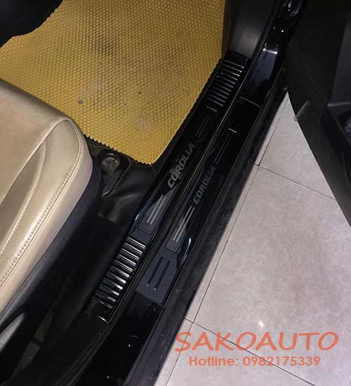 ốp bậc cửa altis 2019