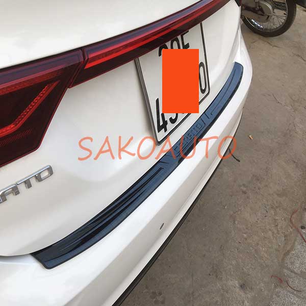 ốp cốp sau kia cerato 2019