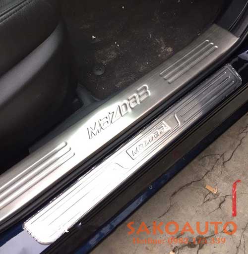 nẹp innox cửa xe mazda 3 2019
