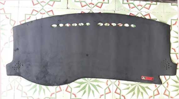 thảm chống nóng taplo xpander