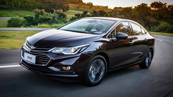 Phiên bản mới Chevrolet Cruze 2017 của Mỹ bao giờ về Việt Nam?