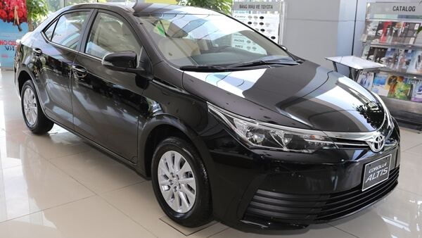 Toyota Corolla Altis 1.8E MT 2019