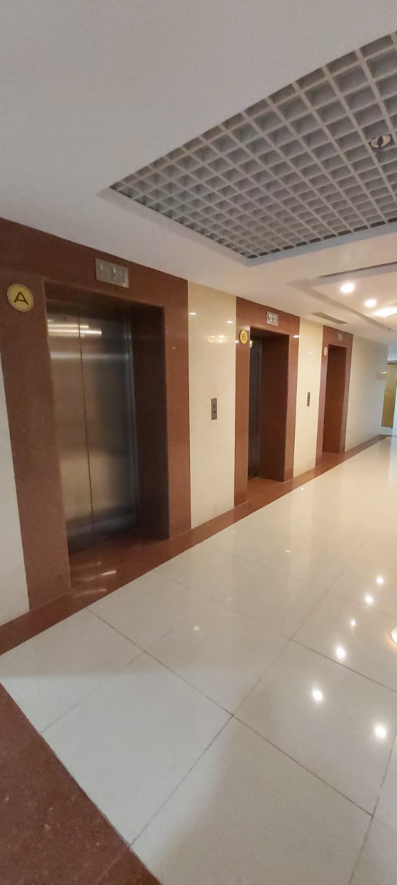 Kiểm soát phân tầng thang máy tòa nhà Nam Cường Building