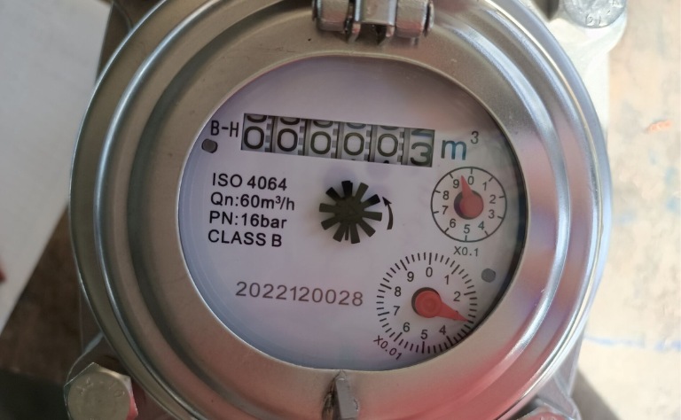 Cách xem đồng hồ nước 6 số