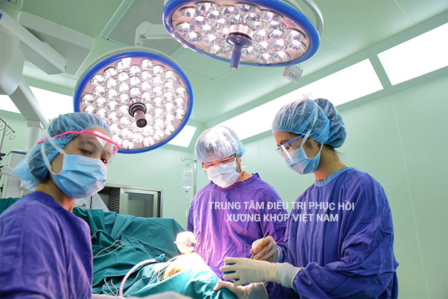 Điều trị bằng phương pháp Phẫu Thuật