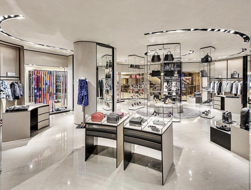 emporio-armani-khai-truong-store-cua-hang-tai-viet-nam-armanishop-vn