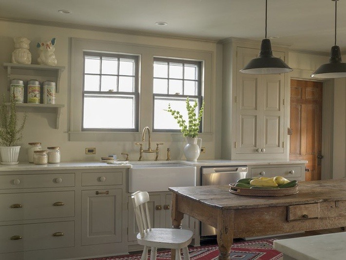 Ket hop tu bep go cong nghiep va ban an go moc