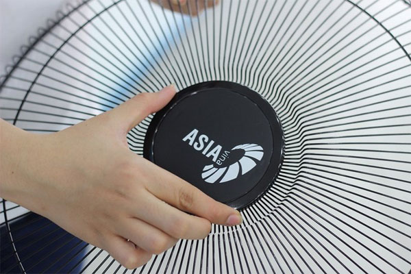 Cách lắp đặt quạt treo tường