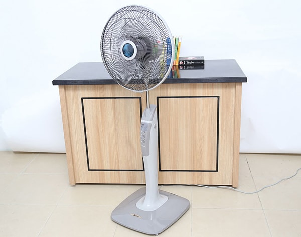 Mua quạt cây ở Hà Nội chất lượng, giá rẻ ở đâu?