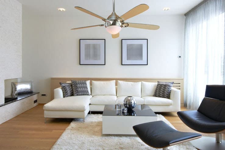 Quạt trần quay theo chiều nào là đúng?